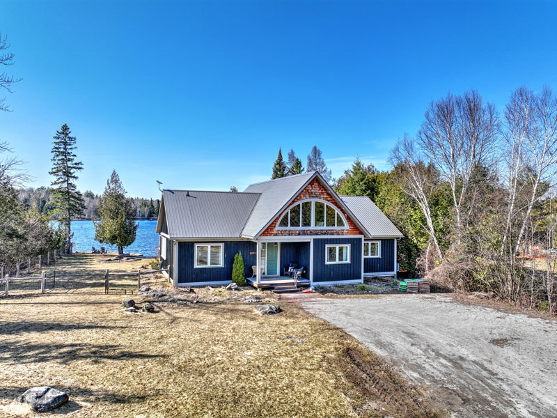 37 Drive, Gull River Kawartha Waterfront Realty Inc.