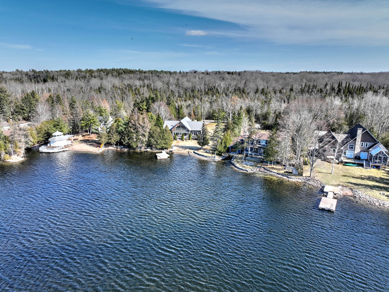 37 Drive, Gull River Kawartha Waterfront Realty Inc.